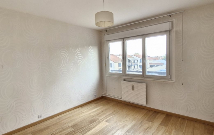 4 Pièces TROYES (10000)  70 m2 89 000 € 