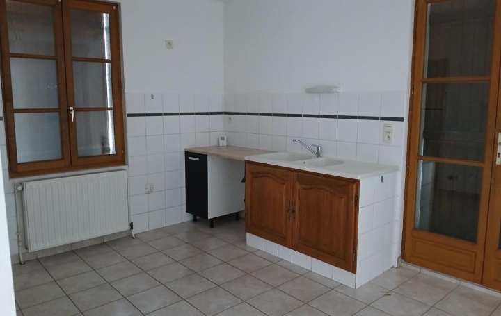 Maison LES NOES-PRES-TROYES (10420)  102 m2 265 000 € 