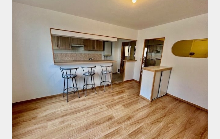 2 Pièces TROYES (10000)  50 m2 65 400 € 