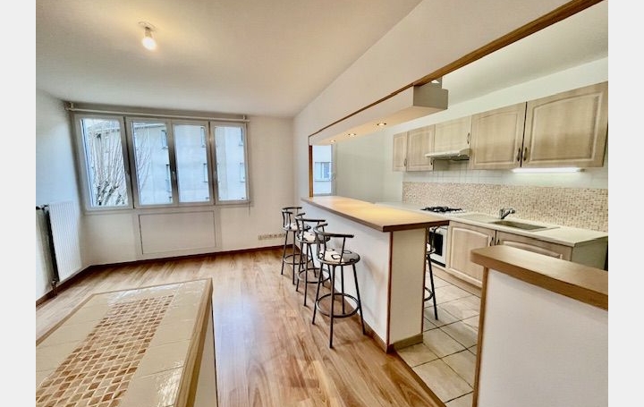 2 Pièces TROYES (10000)  50 m2 65 400 € 