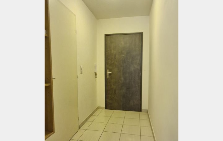 Studio TROYES (10000)  19 m2 53 000 € 