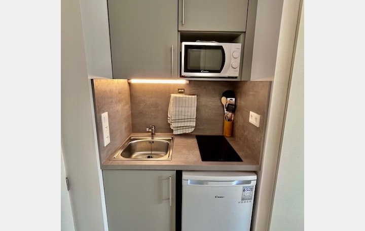 Studio TROYES (10000)  23 m2 76 300 € 