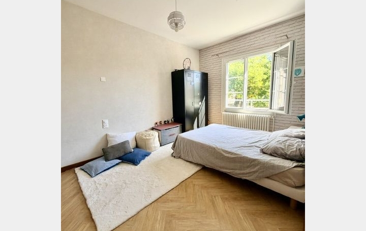 Maison SAINT-JULIEN-LES-VILLAS (10800)  213 m2 440 000 € 
