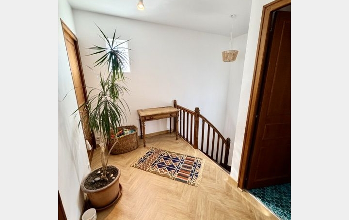 Maison SAINT-JULIEN-LES-VILLAS (10800)  213 m2 440 000 € 