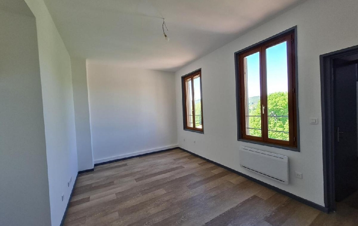 Réseau Immo-diffusion : Appartement P3  BRIGNOLES  55 m2 750 € 