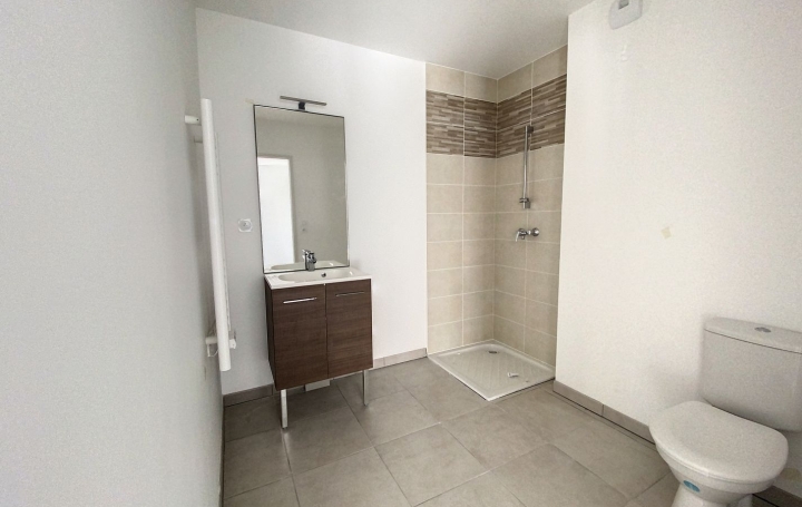 2 Pièces MARSEILLE (13010)  43 m2 840 € 