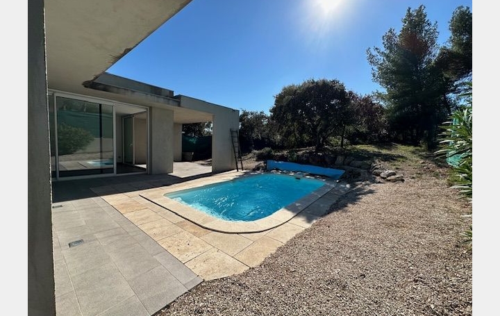 Maison MARSEILLE (13011)  135 m2 2 690 € 