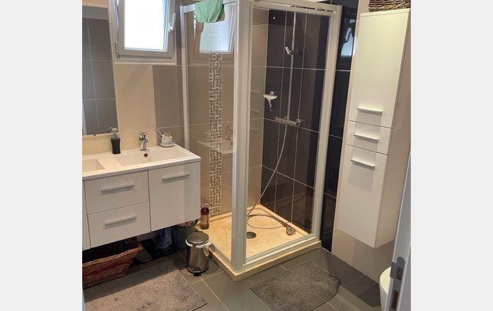 Maison MARSEILLE (13011)  135 m2 2 690 € 