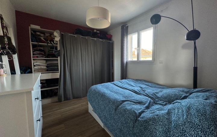 3 Pièces MARSEILLE (13013)  59 m2 975 € 