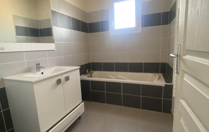Maison MARSEILLE (13013)  92 m2 1 550 € 