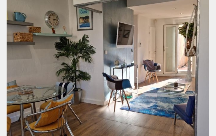 2 Pièces MARSEILLE (13012)  53 m2 1 100 € 