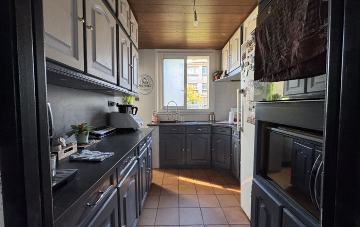 5 Pièces MARSEILLE (13009)  77 m2 1 190 € 