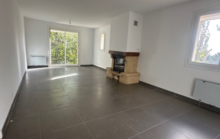 3 Pièces MARSEILLE (13013)  80 m2 1 400 € 