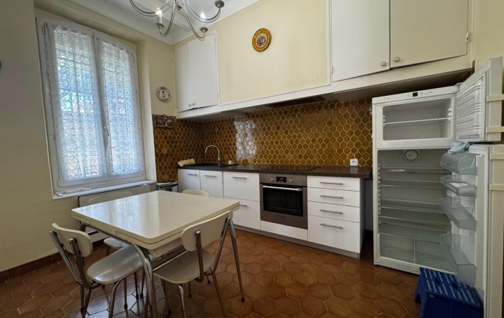 Maison MARSEILLE (13014)  105 m2 1 200 € 