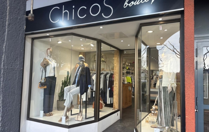 Local commercial PLAN-DE-CUQUES (13380)  63 m2 2 500 € 