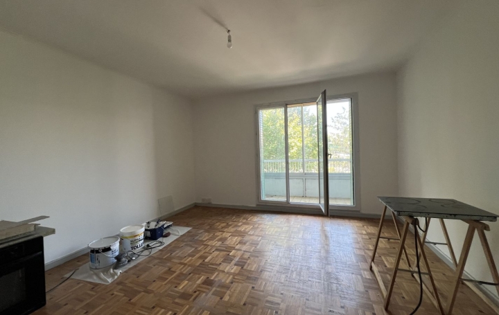 3 Pièces MARSEILLE (13013)  68 m2 890 € 