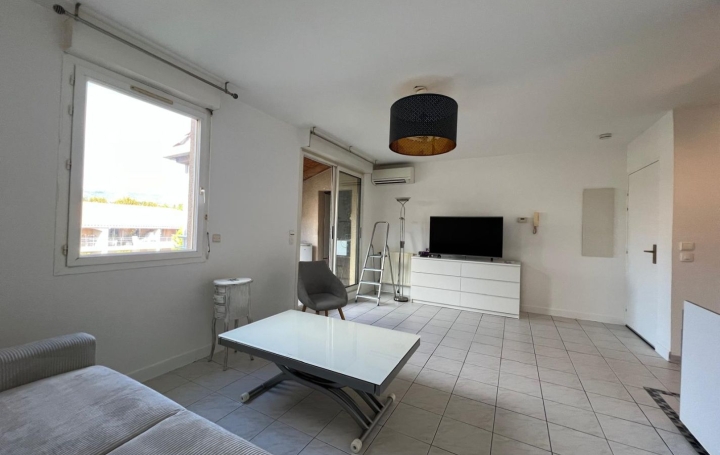 Studio PLAN-DE-CUQUES (13380)  26 m2 680 € 