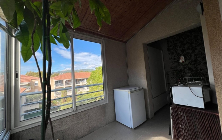 Studio PLAN-DE-CUQUES (13380)  26 m2 680 € 