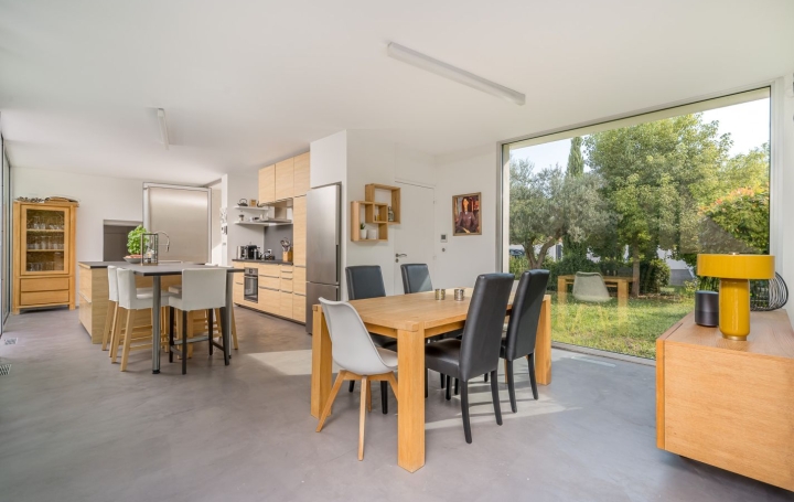 Villa ALLAUCH (13190)  145 m2 699 000 € 