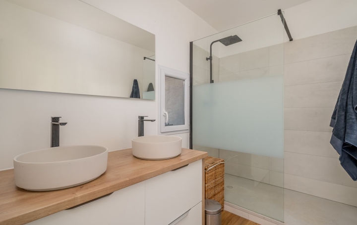 Villa ALLAUCH (13190)  145 m2 699 000 € 