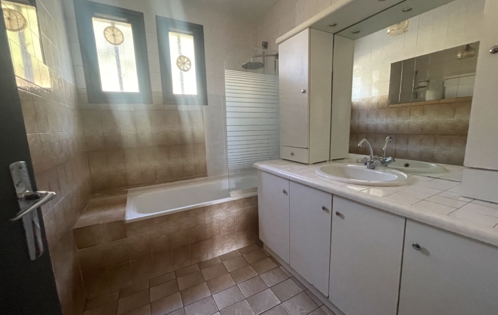 4 Pièces ALLAUCH (13190)  103 m2 359 000 € 