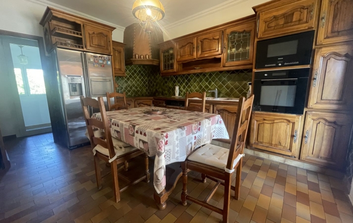 Maison BOUC-BEL-AIR (13320)  183 m2 799 000 € 