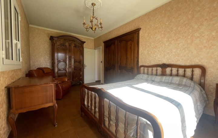 Maison BOUC-BEL-AIR (13320)  183 m2 799 000 € 