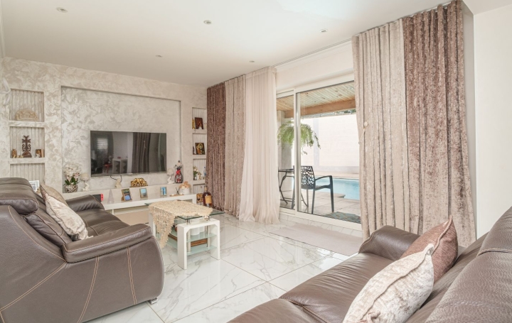 Maison MARSEILLE (13013)  115 m2 649 000 € 