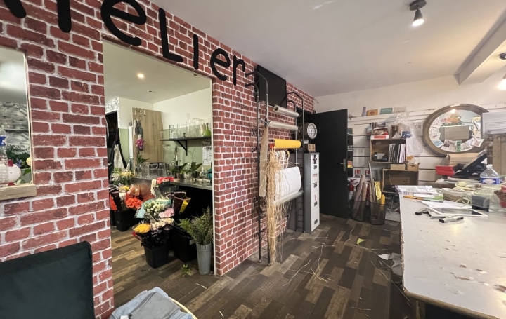 Activité commerciale PLAN-DE-CUQUES (13380)  90 m2 128 000 € 