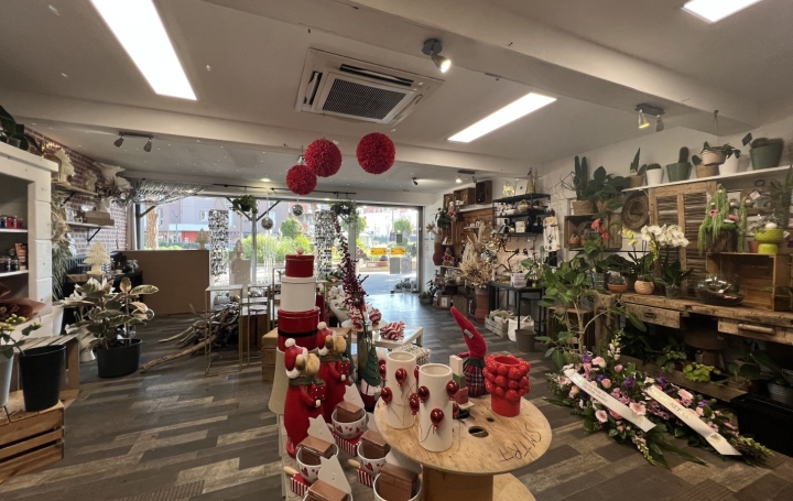 Activité commerciale PLAN-DE-CUQUES (13380)  90 m2 128 000 € 