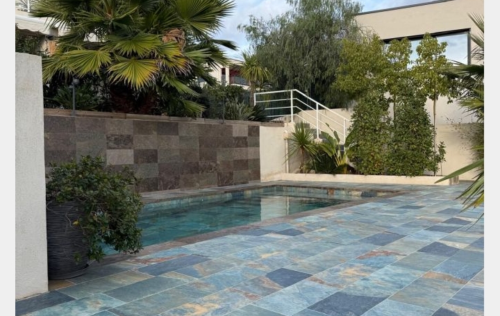 Villa LA CIOTAT (13600)  141 m2 1 470 000 € 