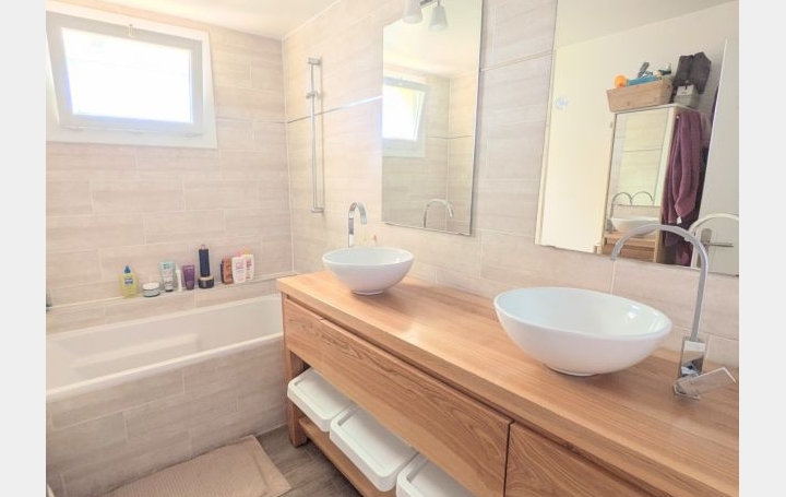 4 Pièces MARSEILLE (13012)  89 m2 335 000 € 