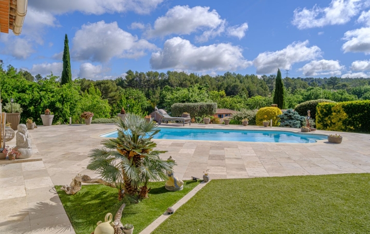 Villa MIMET (13105)  143 m2 769 000 € 