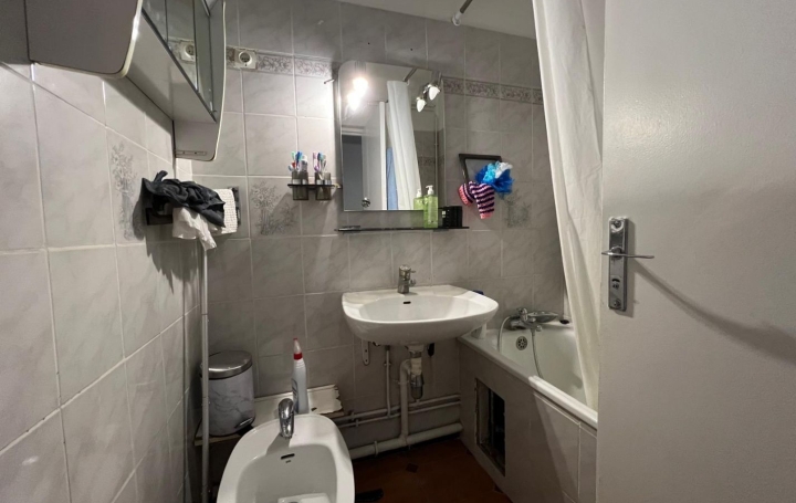 3 Pièces MARSEILLE (13013)  64 m2 133 000 € 