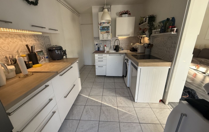 4 Pièces MARSEILLE (13014)  82 m2 106 000 € 