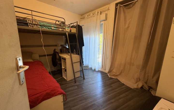 4 Pièces MARSEILLE (13014)  82 m2 106 000 € 