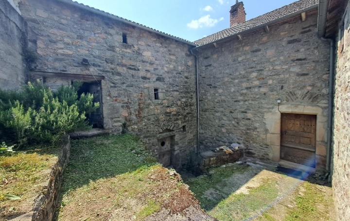 Réseau Immo-diffusion : Maison  PIED-DE-BORNE  160 m2 160 000 € 