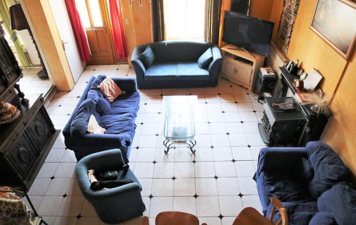 Maison de village BEAUFORT (34210)  141 m2 109 000 € 