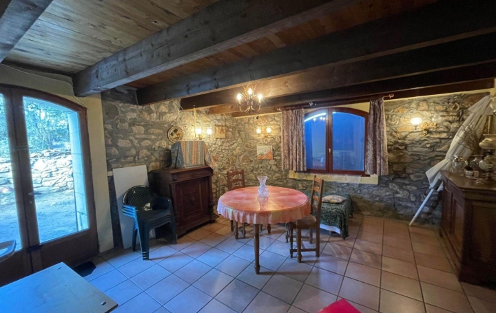 Maison MINERVE (34210)  176 m2 273 000 € 