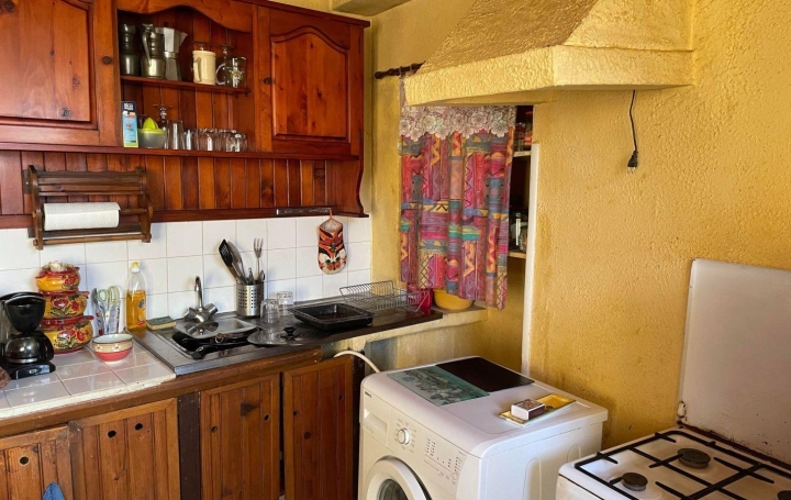 Maison MINERVE (34210)  176 m2 273 000 € 