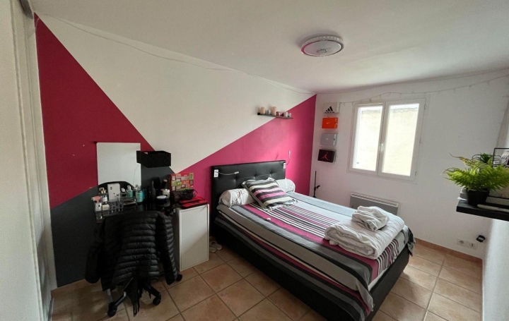 Villa FABREZAN (11200)  99 m2 190 000 € 