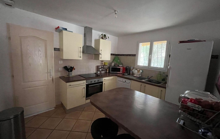 Villa FABREZAN (11200)  99 m2 190 000 € 