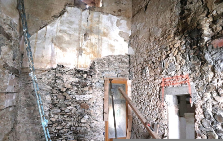 Maison de village FERRALS-LES-MONTAGNES (34210)  103 m2 29 000 € 