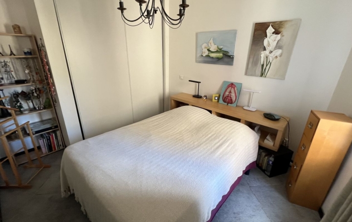 Maison OLONZAC (34210)  560 m2 289 000 € 