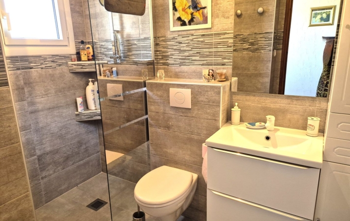 Villa LEZIGNAN-CORBIERES (11200)  139 m2 398 000 € 