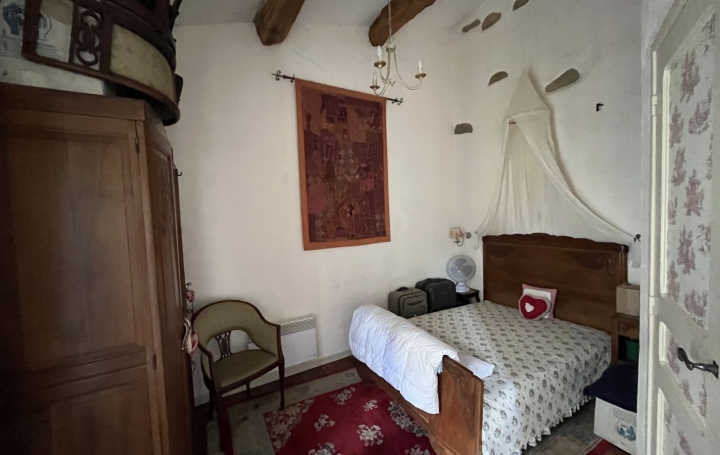 Maison de village CESSERAS (34210)  70 m2 95 000 € 