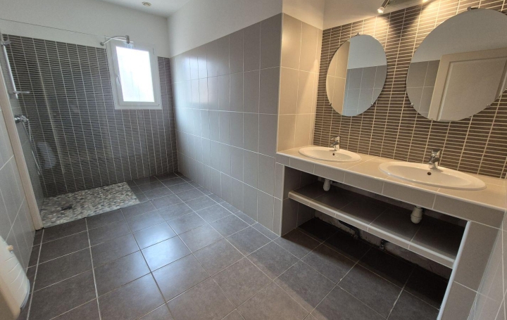 Villa OLONZAC (34210)  127 m2 265 000 € 