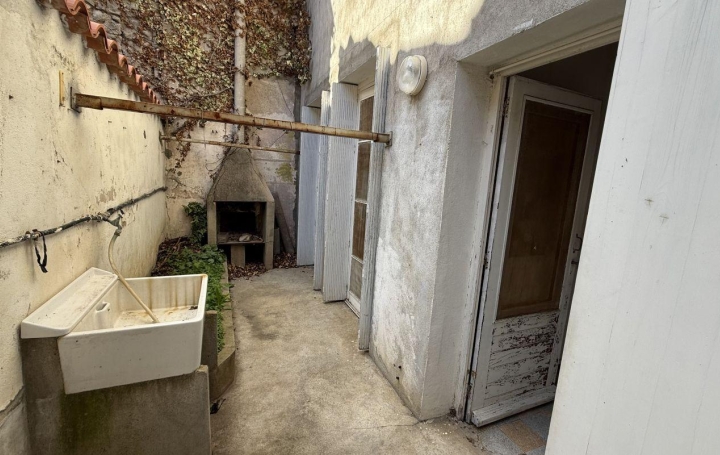 Maison de village OLONZAC (34210)  190 m2 139 000 € 