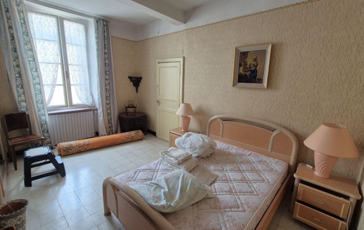 Maison HOMPS (11200)  155 m2 195 000 € 