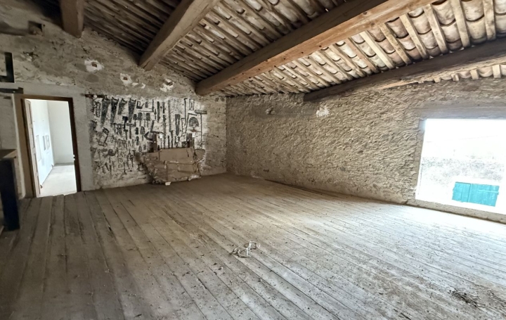 Maison de village AZILLANET (34210)  180 m2 59 000 € 
